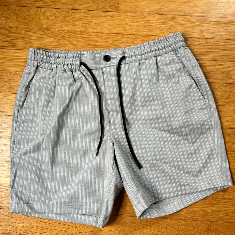 Men's Topman Striped Gray Shorts
